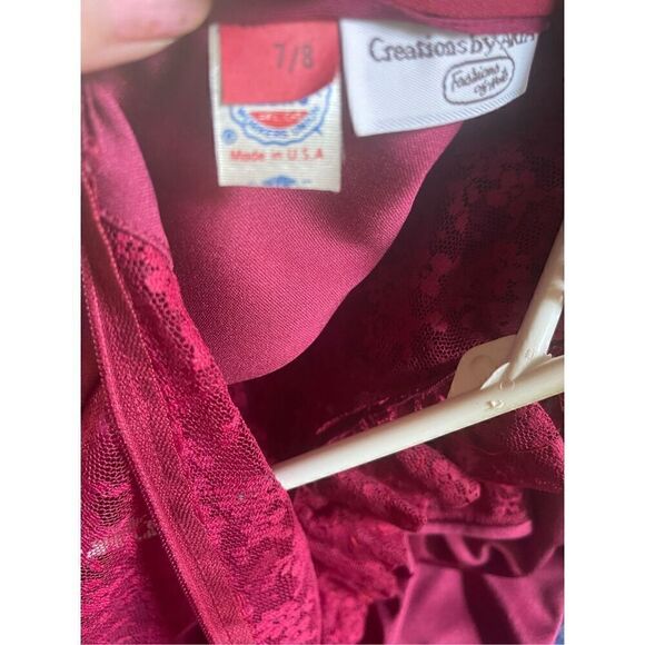 Creations by Aria 1970’s Vintage Victorian Lace Burgandy Pleated long dress Sz 7 - Picture 15 of 16